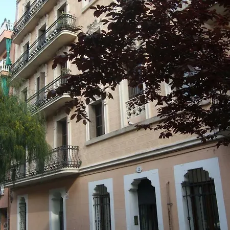 Apartment Torres Rojo *